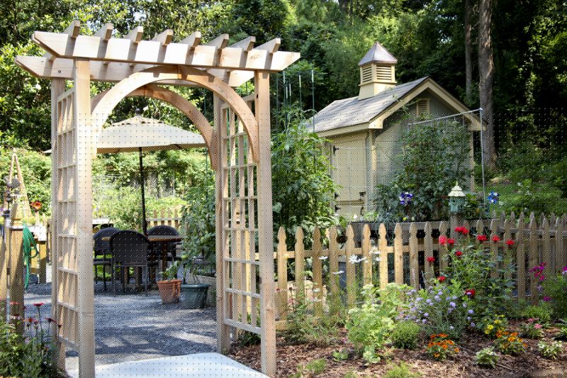 Wood Trellis Mounting