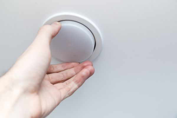 Cost of Ceiling Light Bulb Replacement in Benton